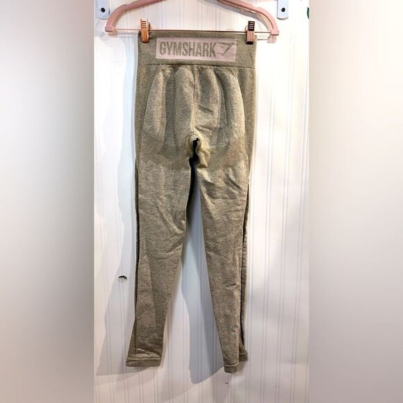 Gymshark Women's Tan Leggings Sz S - Picture 4 of 5